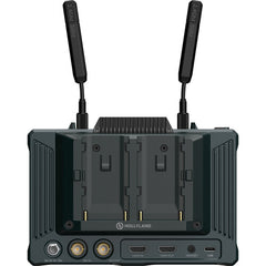 Hollyland Pyro 7 transceiver monitor mounted on DSLR camera
