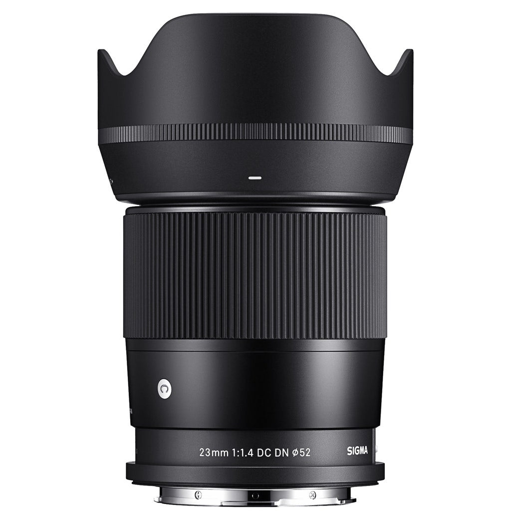 Contemporary wide-angle lens for travel and street shots