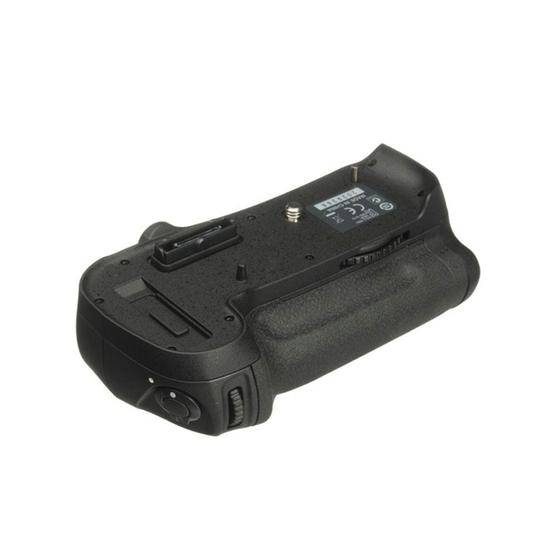 Nikon Multi Battery Power Pack MB-D15