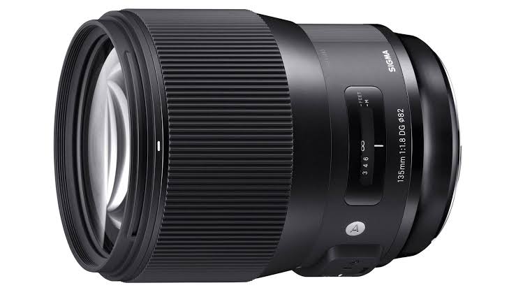 Sigma 135mm f/1.8 DG HSM Art Lens for Canon EF